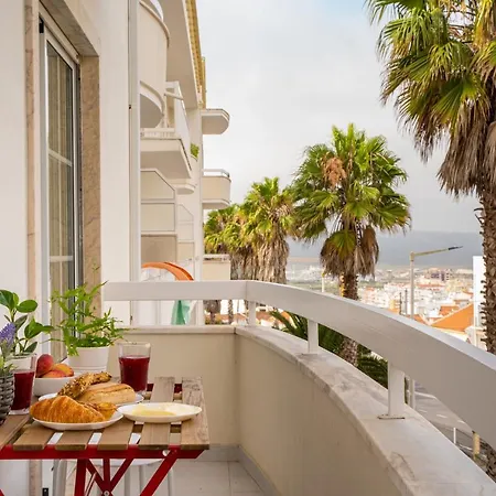 Paz & Flat - Peace & * Nazare