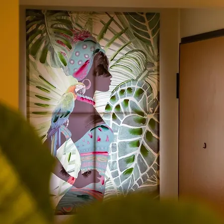 Paz & Flat - Peace & * Nazare