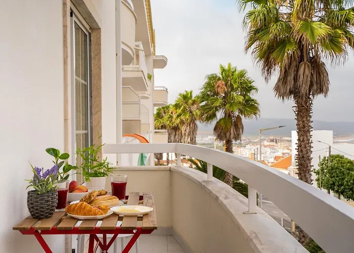 Paz & Flat - Peace & * Nazare