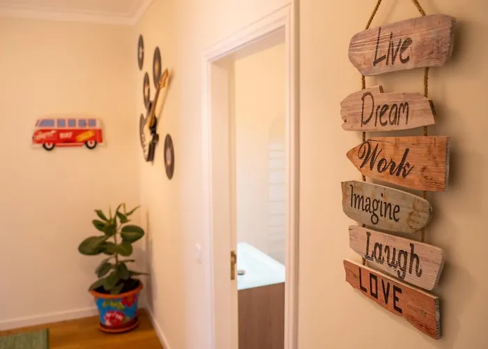 Paz & Flat - Peace & *